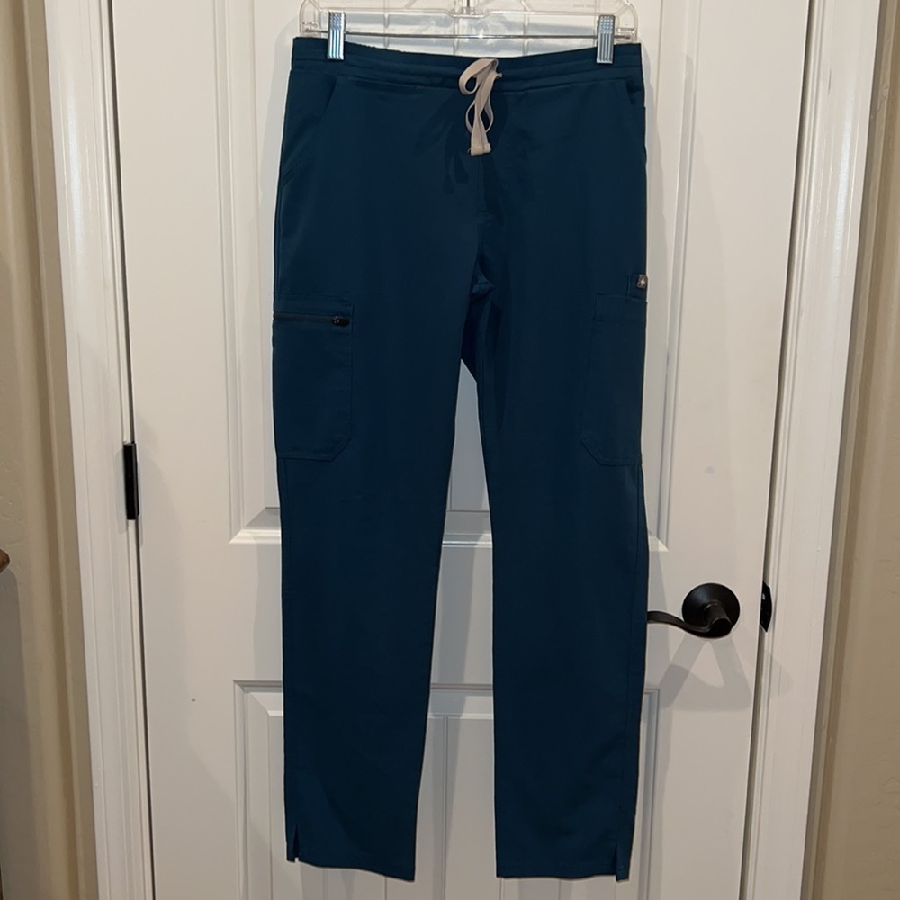 FIGS Yola Green/blue Skinny Scrubs Sz Small